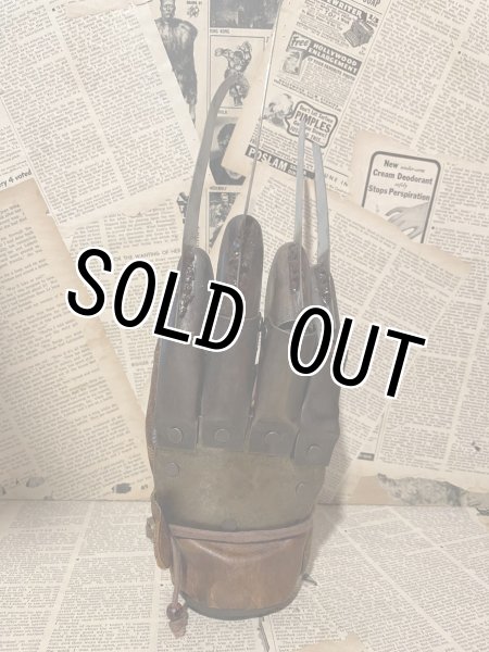 画像3: Freddy's Glove Prop Replica(00s/Neca) (3)