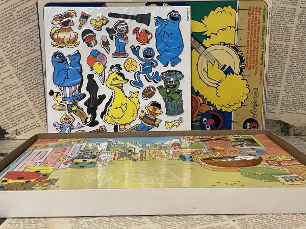 画像2: Sesame Street/Colorforms Playset(80s) (2)