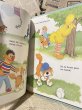 画像2: Sesame Street/Book(80s/A Bird's Best Friend) BK-115 (2)