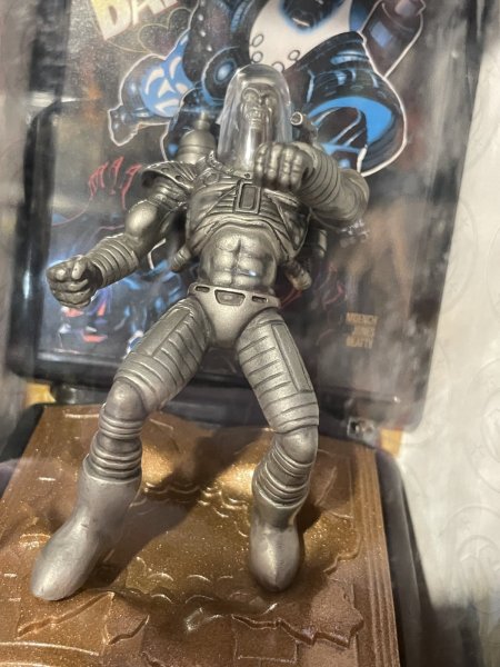 画像4: BATMAN/Pewter Figure(90s/Mr. Freeze) DC-220 (4)