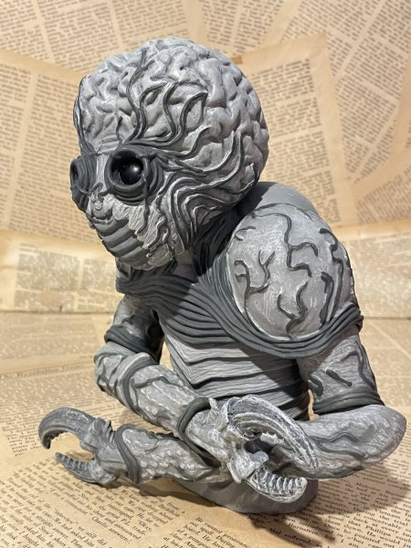 画像2: Universal Monsters/Coin bank(Metaluna Mutant/00s) MT-313 (2)