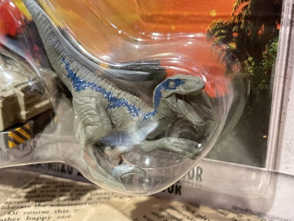 画像2: Jurassic World/Matchbox set(Armored Raptor Hauler/MOC) MO-427 (2)