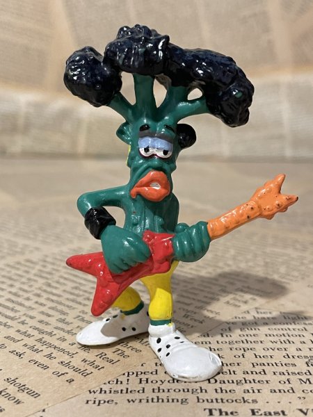 画像1: California Raisins/PVC Figure(Lick Broccoli) CR-095 (1)