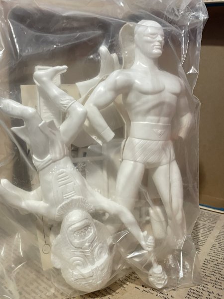 画像5: The Phantom/Plastic Model Kit(1965/Revell) OH-061 (5)