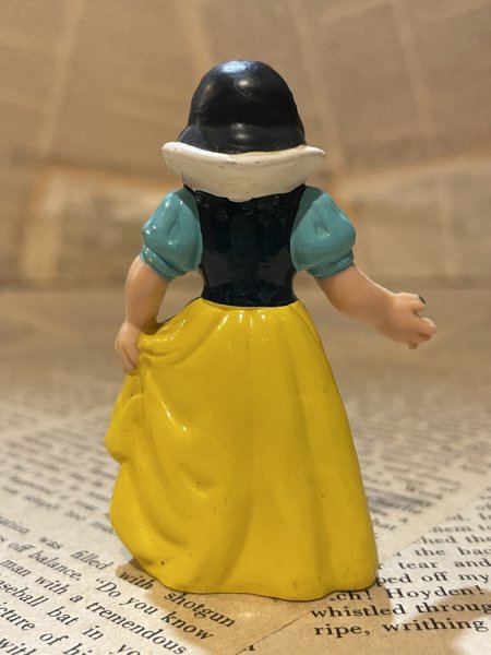 画像3: Snow White/PVC Figure(80s/Bully) DI-687 (3)