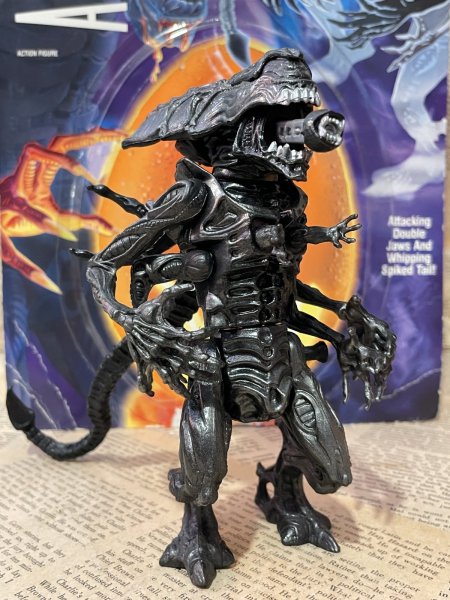 画像1: Aliens/Action Figure(Alien Queen/with card) MO-562 (1)