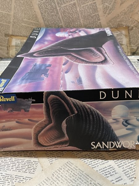 画像2: DUNE/Plastic Model Kit(Sandworm/with box) MO-593 (2)